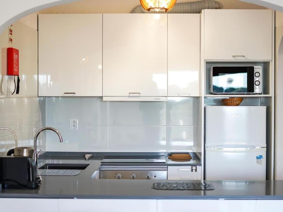 Central Apartment - Pool And Sea View & Albufeira Center Ngoại thất bức ảnh