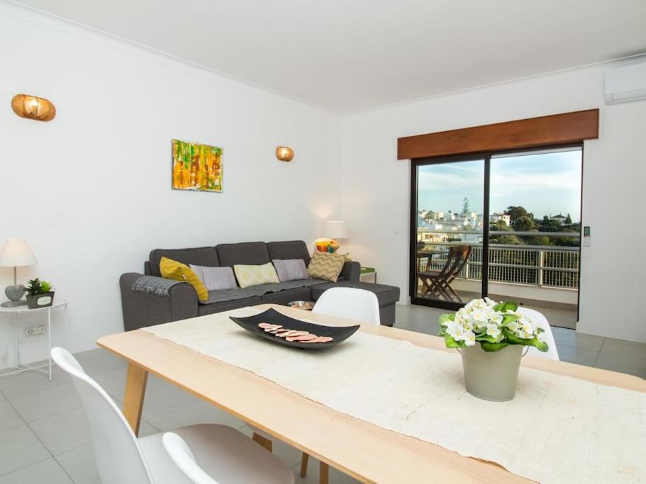 Central Apartment - Pool And Sea View & Albufeira Center Ngoại thất bức ảnh